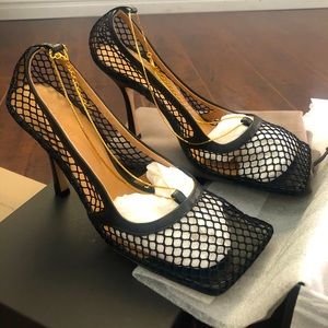 Bottega Veneta Mesh Nero Décolleté Stretch Pump